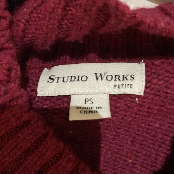 Maroon large button cardigan - Picture 6 of 7